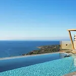 Villa Mani Theasis