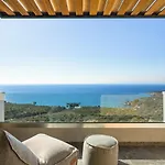 Villa Mani Theasis *