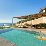 Villa Mani Theasis *