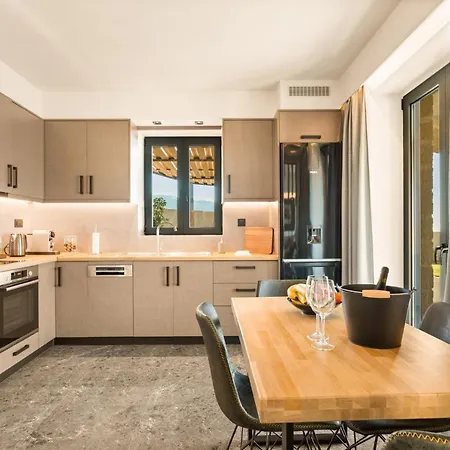 Mani Theasis Stoúpa