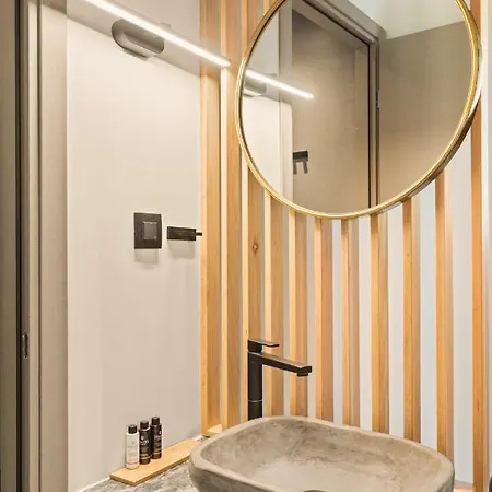 Mani Theasis * Stoúpa