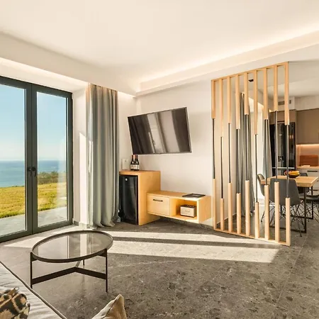 Mani Theasis Villa *