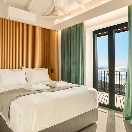 Villa Mani Theasis Sztúpa