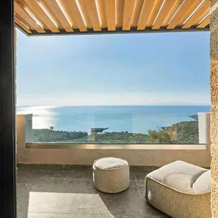 Mani Theasis Sztúpa