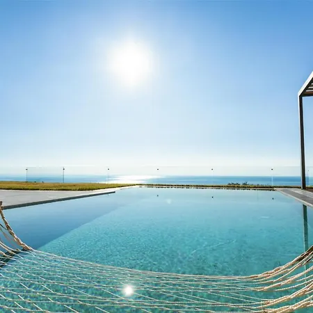 Villa Mani Theasis *