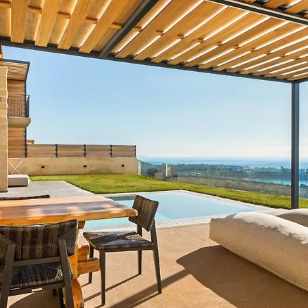 Mani Theasis Sztúpa