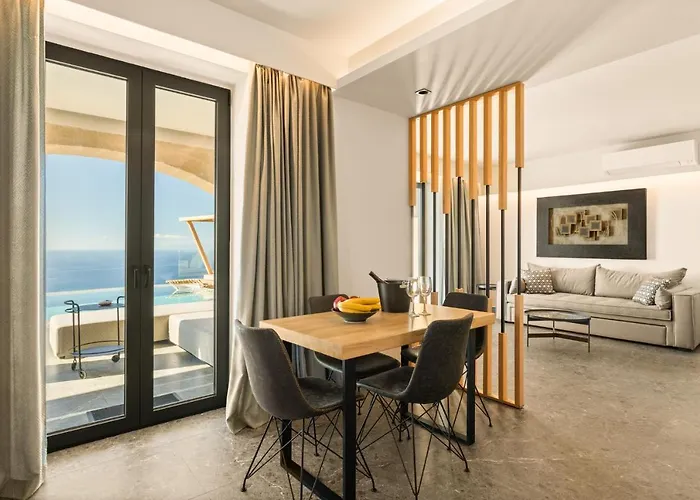 Villa Mani Theasis *