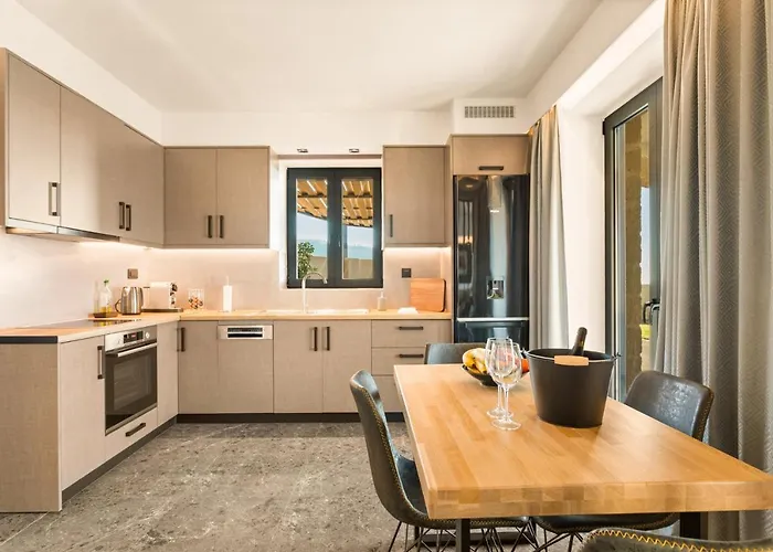 Mani Theasis Stoúpa