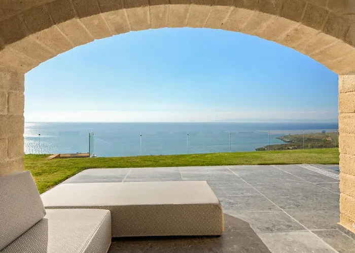 Willa Mani Theasis *